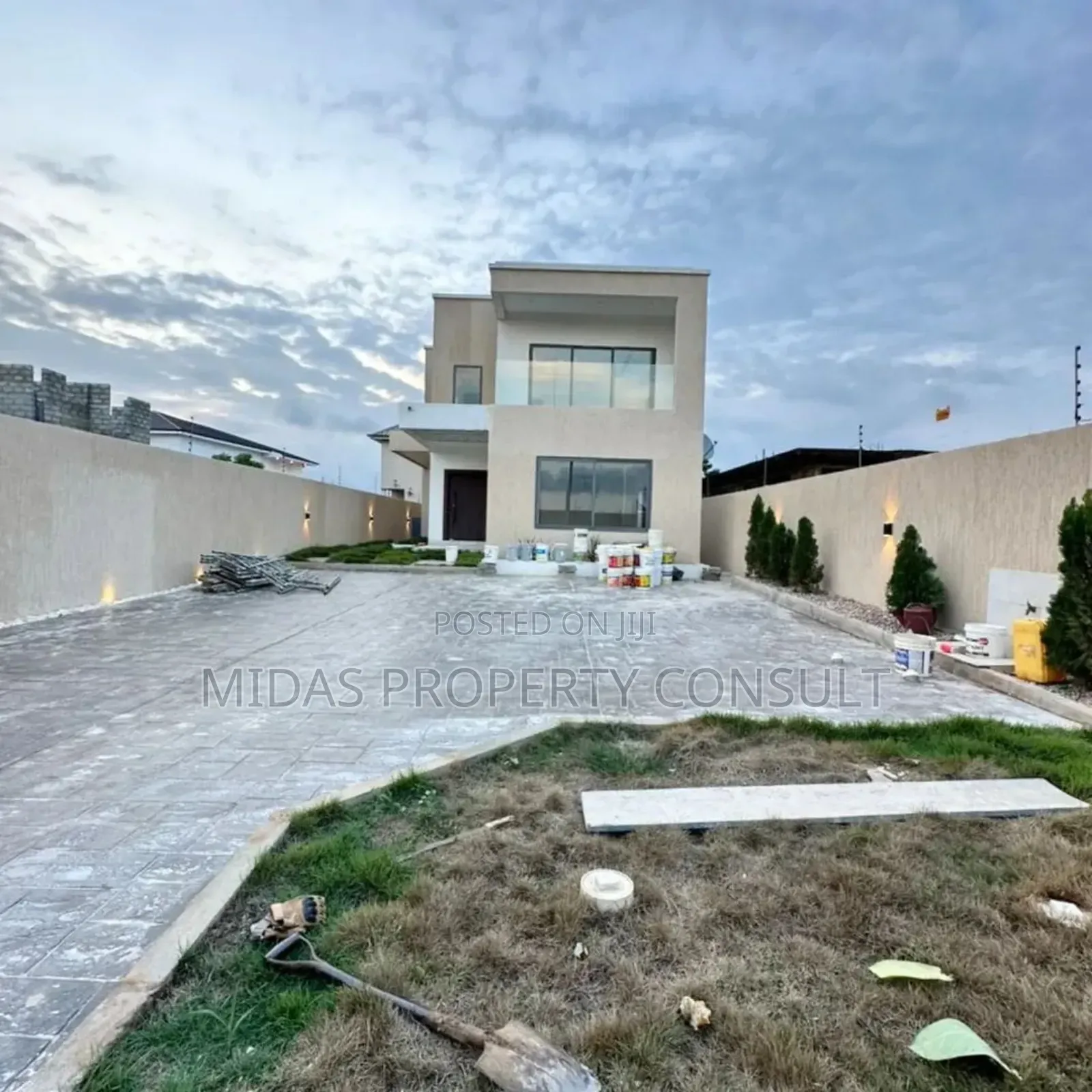 3bdrm House in East Legon Hills for sale