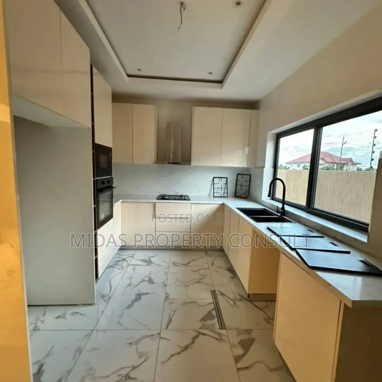 3bdrm House in East Legon Hills for sale