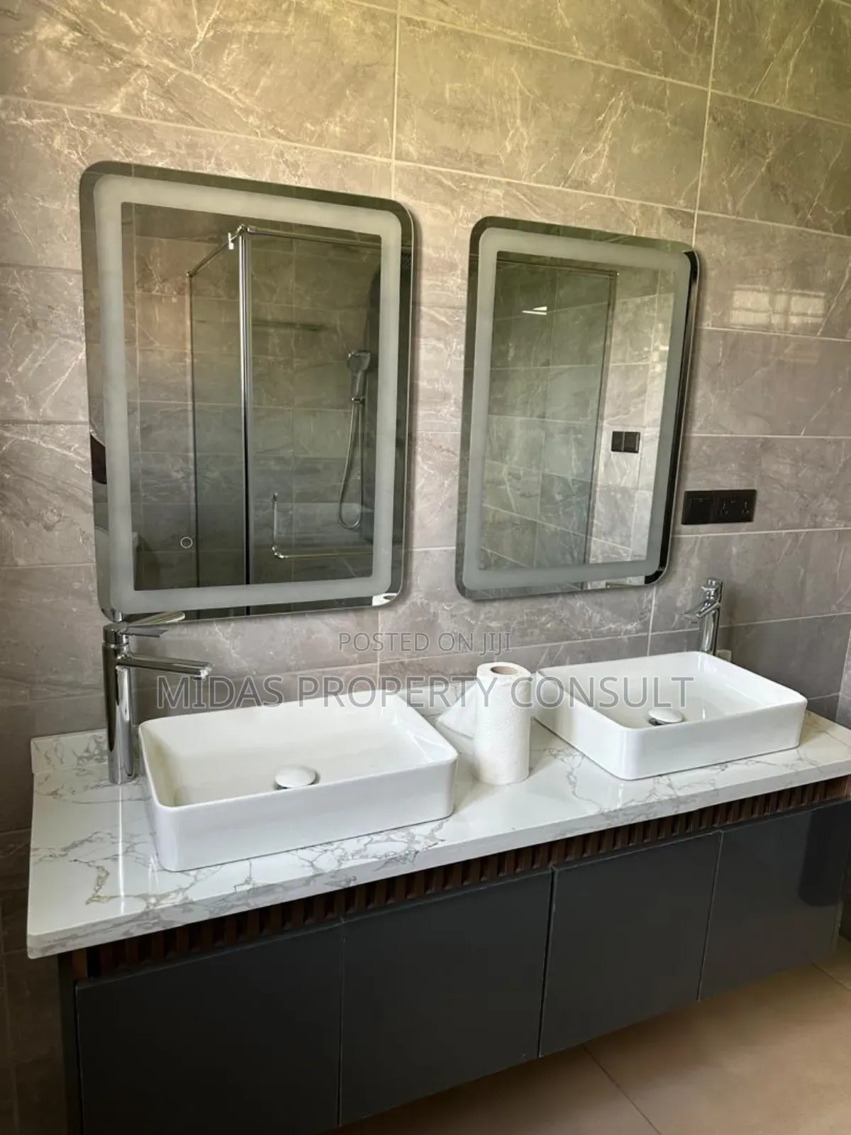Furnished 4bdrm House in Cantonment, Cantonments for sale