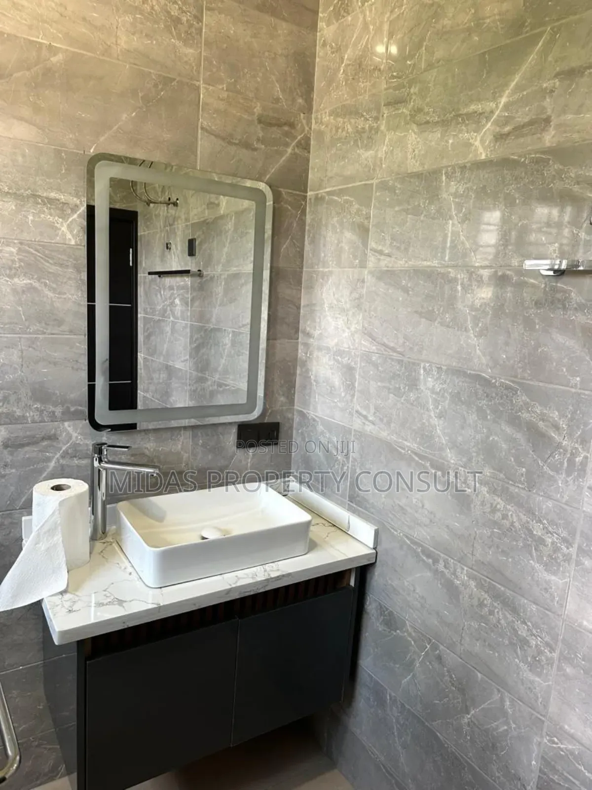 Furnished 4bdrm House in Cantonment, Cantonments for sale