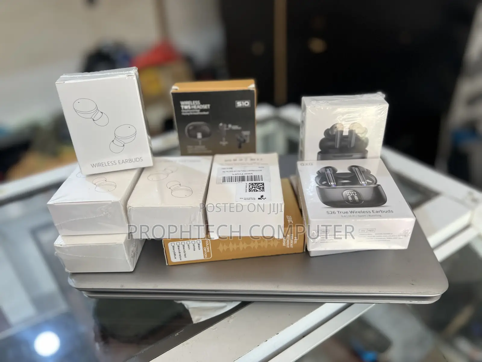 Bluetooth Earbuds
