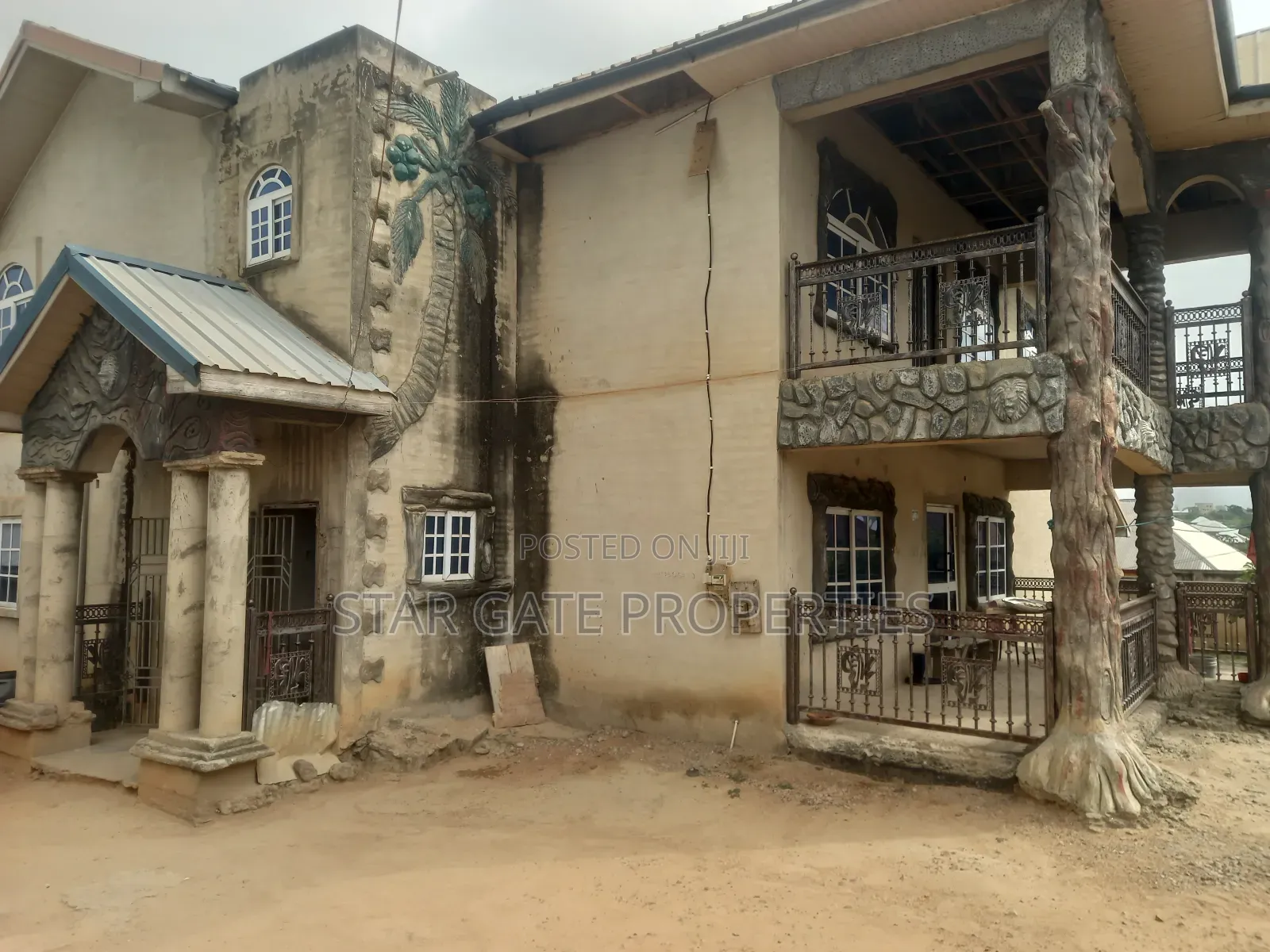 8bdrm House in Kodie, Kumasi Metropolitan for sale