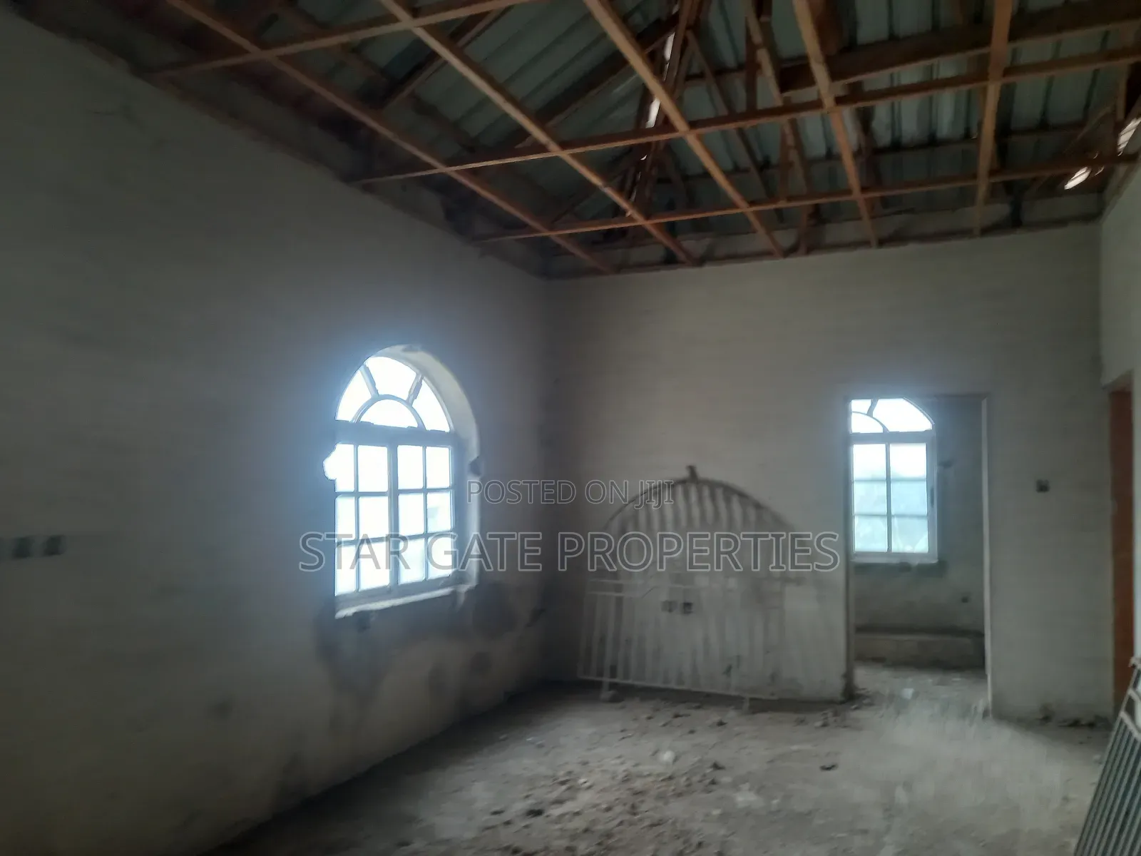 8bdrm House in Kodie, Kumasi Metropolitan for sale