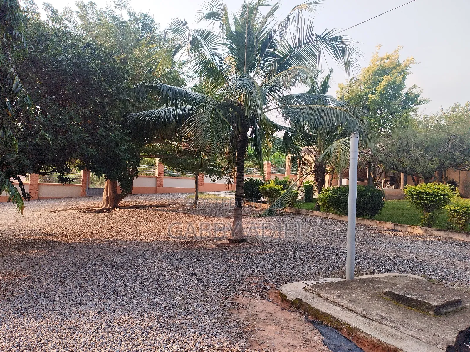 Furnished 6bdrm House in B - Estate, Ejisu-Juaben Municipal for sale