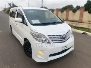 Toyota Alphard 2.4 Petrol FWD 2012 White