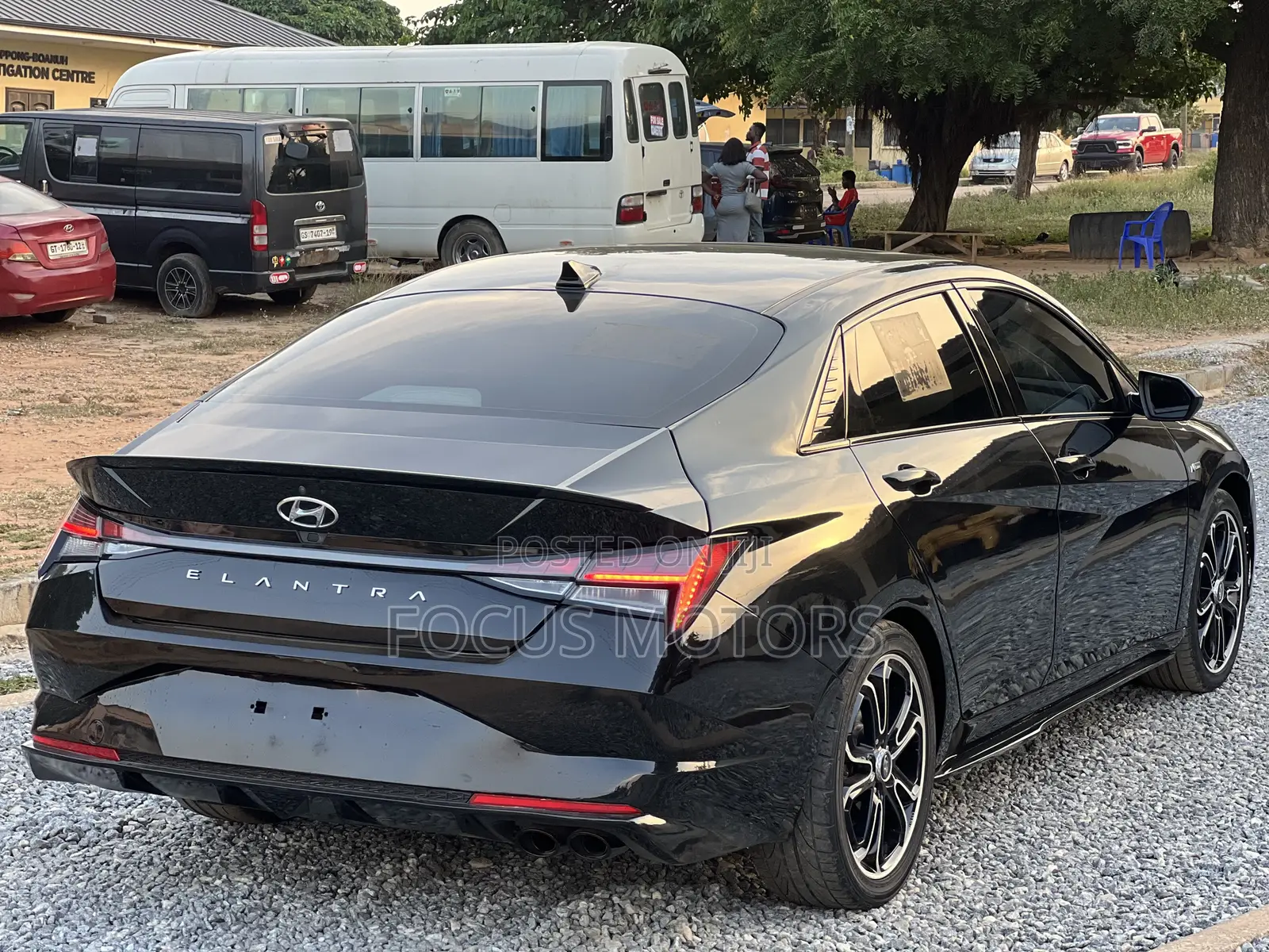 Hyundai Elantra Limited 2022 Black