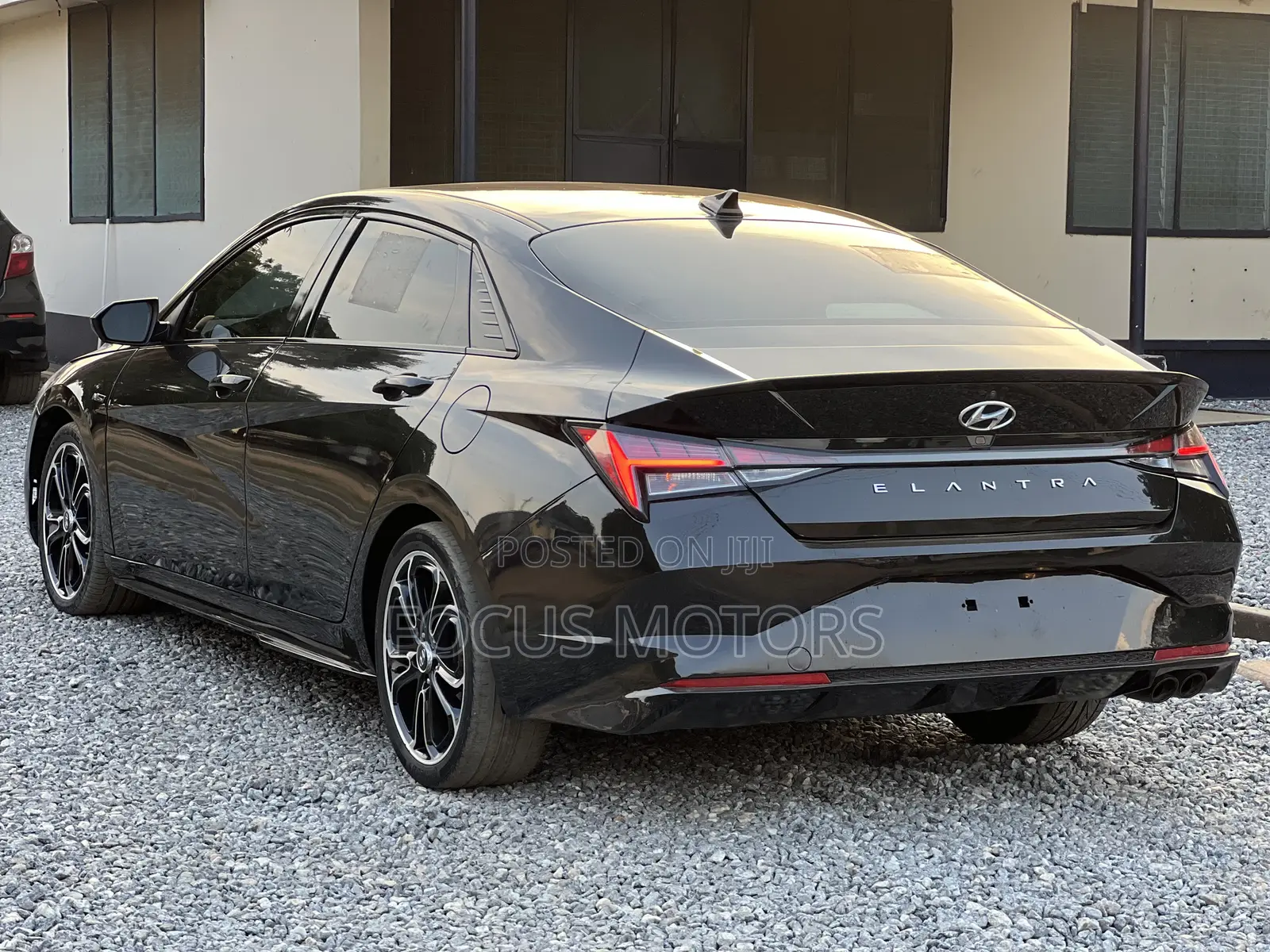 Hyundai Elantra Limited 2022 Black