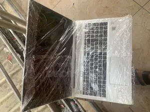 New Laptop HP ProBook 450 G6 16GB Intel Core i5 SSD 256GB