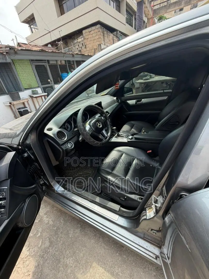 Mercedes-Benz C250 2013 Gray