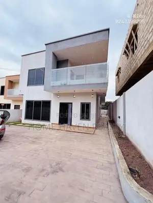 4bdrm House in Ashongman Estate for sale