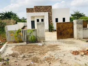 4bdrm House in Pakyi No 2 ( Santasi, Kumasi Metropolitan for sale