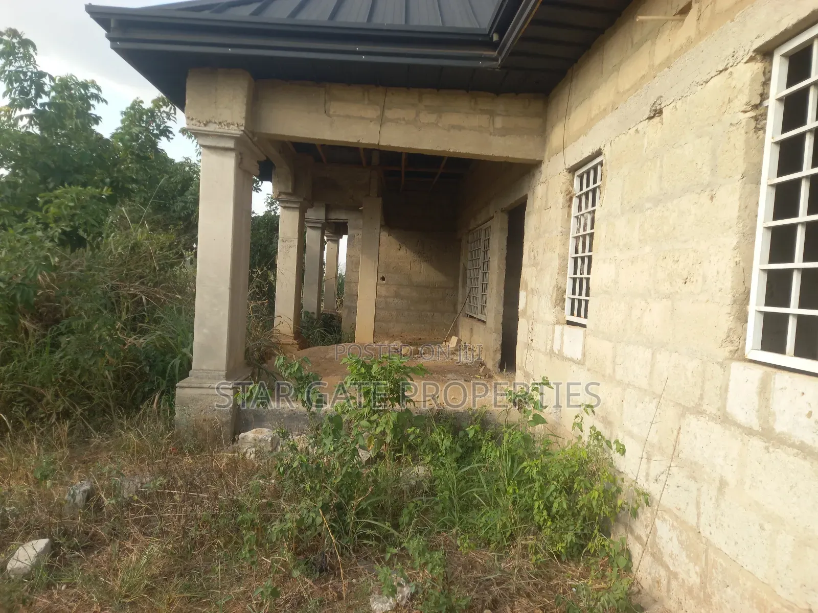 5bdrm House in Ejisu Onwe for sale