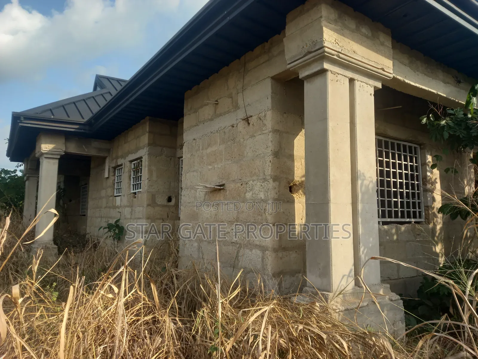 5bdrm House in Ejisu Onwe for sale