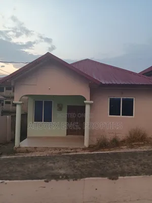 3bdrm House in Old Ashongman, Ashomang Estate for sale