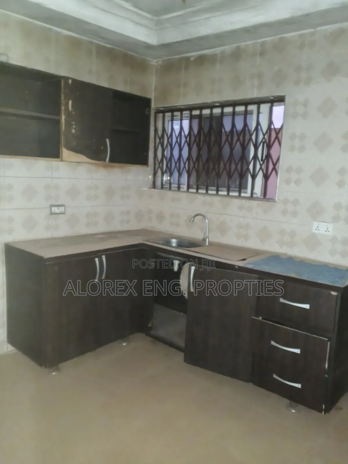 3bdrm House in Old Ashongman, Ashomang Estate for sale