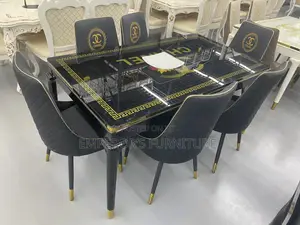 Quality Classic Dining Set With Glossy Glass Top