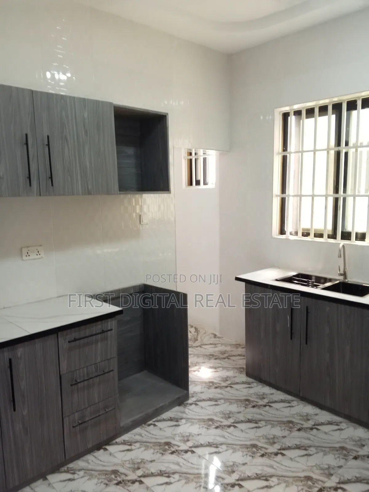 Three Bedroom for at Kasoa Krispo Brand New