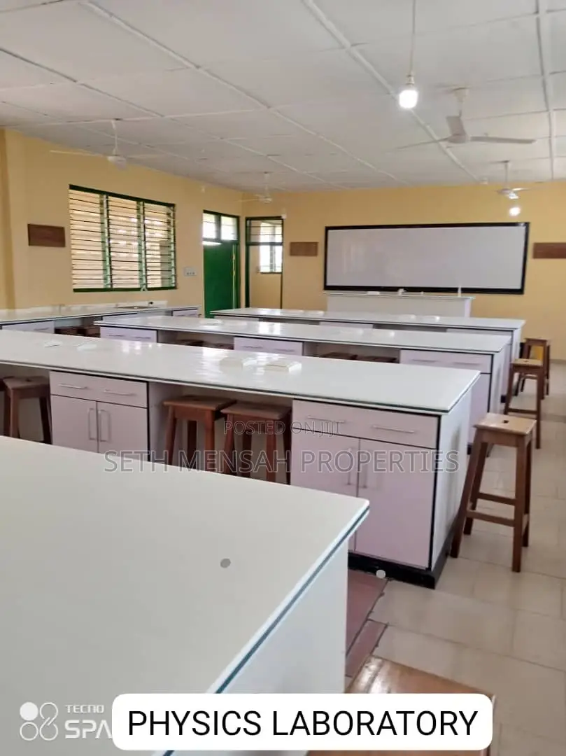 6bdrm House in Skm, Fan Milk for sale