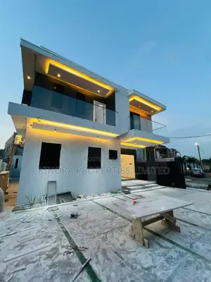 4bdrm Duplex in Abokobi for sale