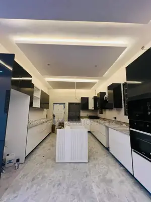 4bdrm Duplex in Abokobi for sale