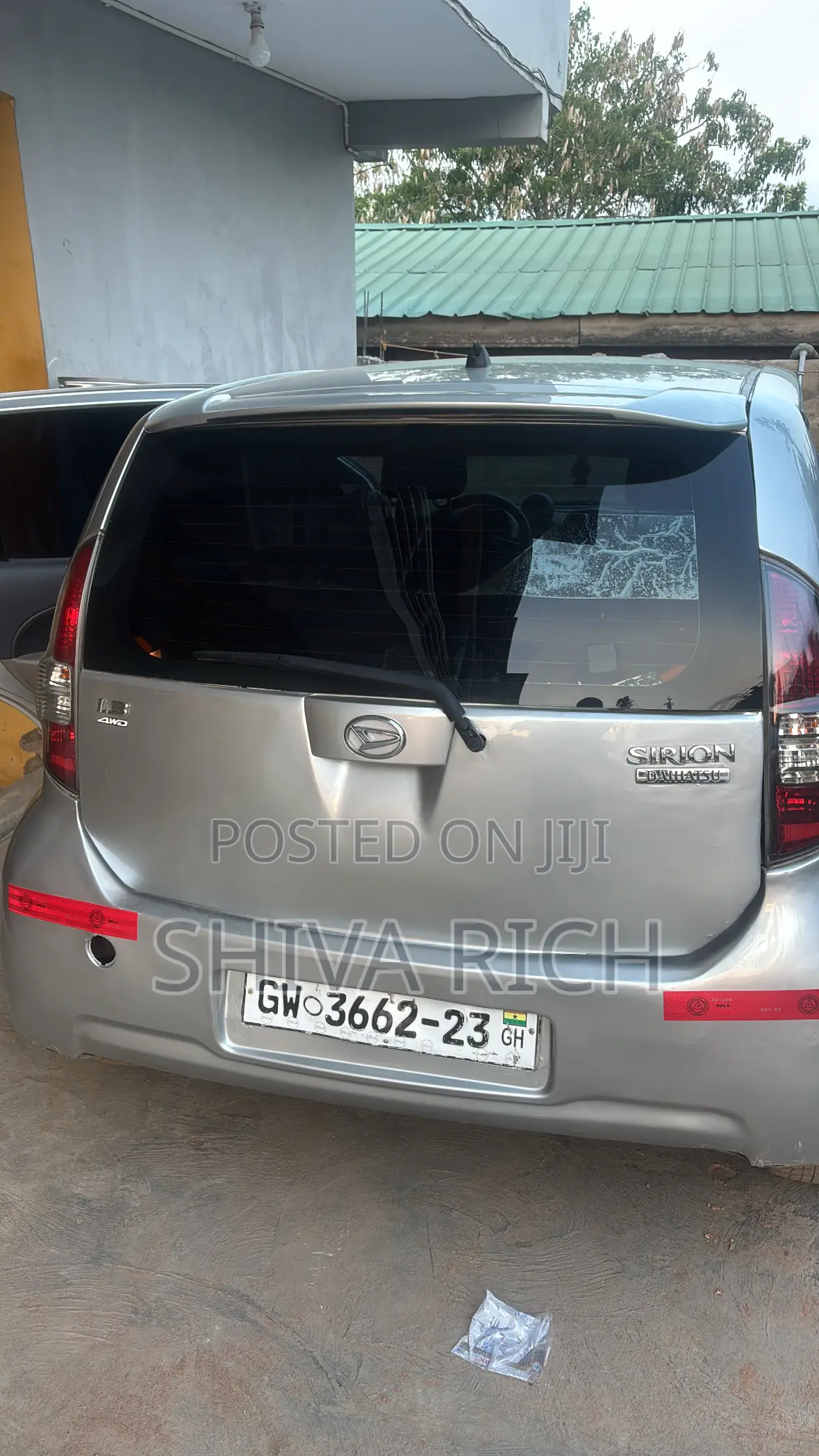 Toyota Vitz 1.3 FWD 3dr 2009 Gray