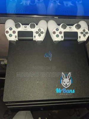 Playstation 4 Pro 1tb Jailbreak 17 Games 2 Controllers