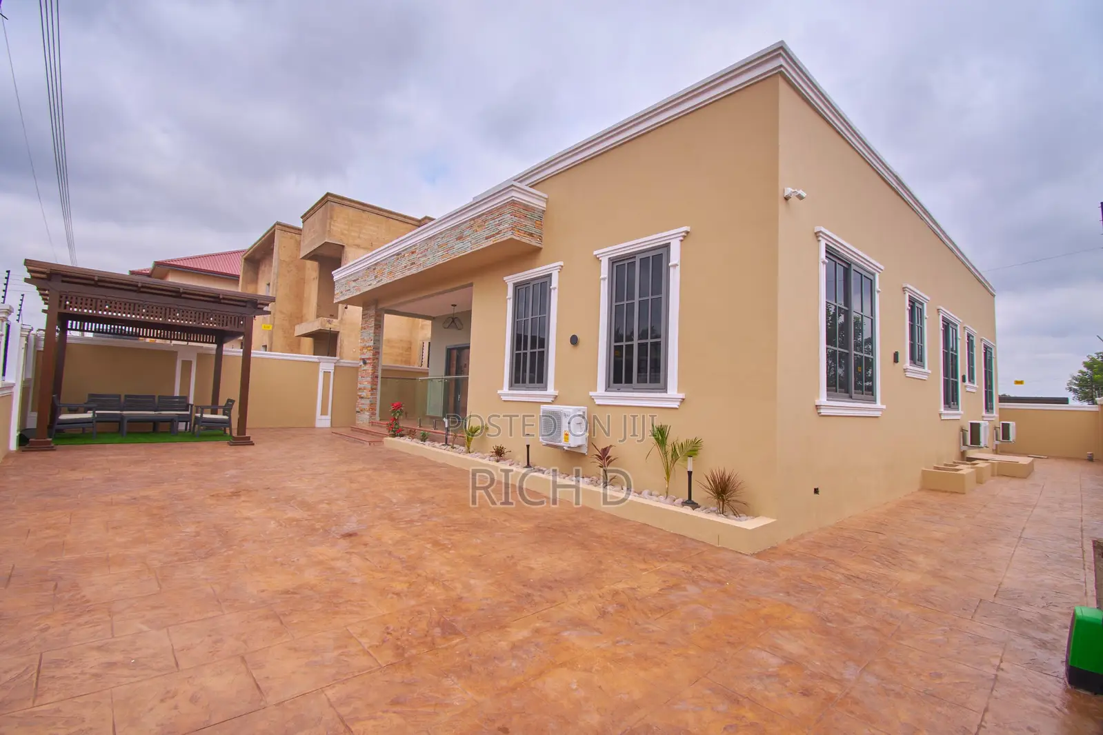 3bdrm House in Community 25 for sale