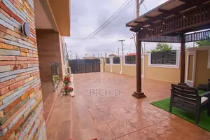 3bdrm House in Community 25 for sale