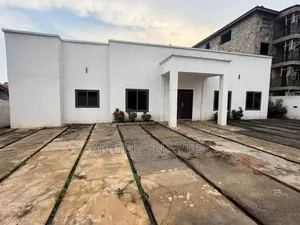 3bdrm House in Oyarifa for sale