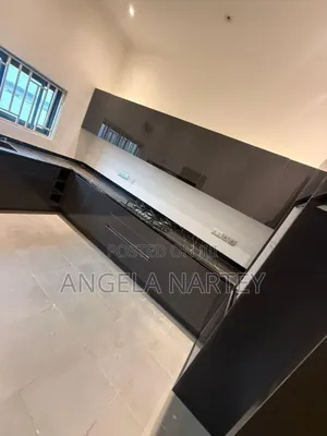 3bdrm House in Oyarifa for sale
