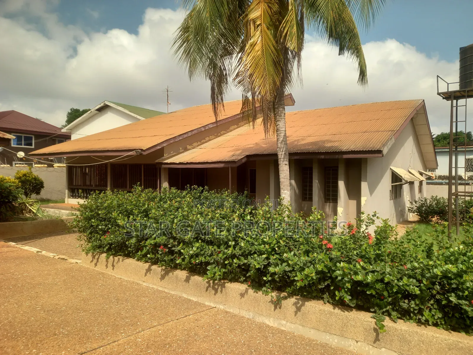 4bdrm House in Kwadaso Odineho, Kumasi Metropolitan for sale