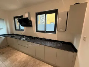 4bdrm House in East Legon Hills, Accra Metropolitan for sale