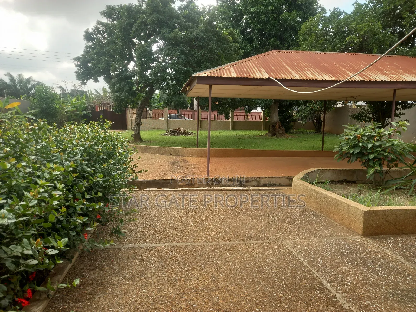 4bdrm House in Kwadaso Odineho, Kumasi Metropolitan for sale