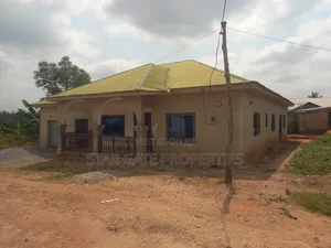 5bdrm House in Kona Odumsi, Kumasi Metropolitan for sale