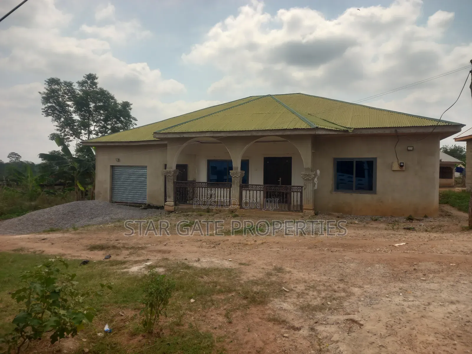 5bdrm House in Kona Odumsi, Kumasi Metropolitan for sale