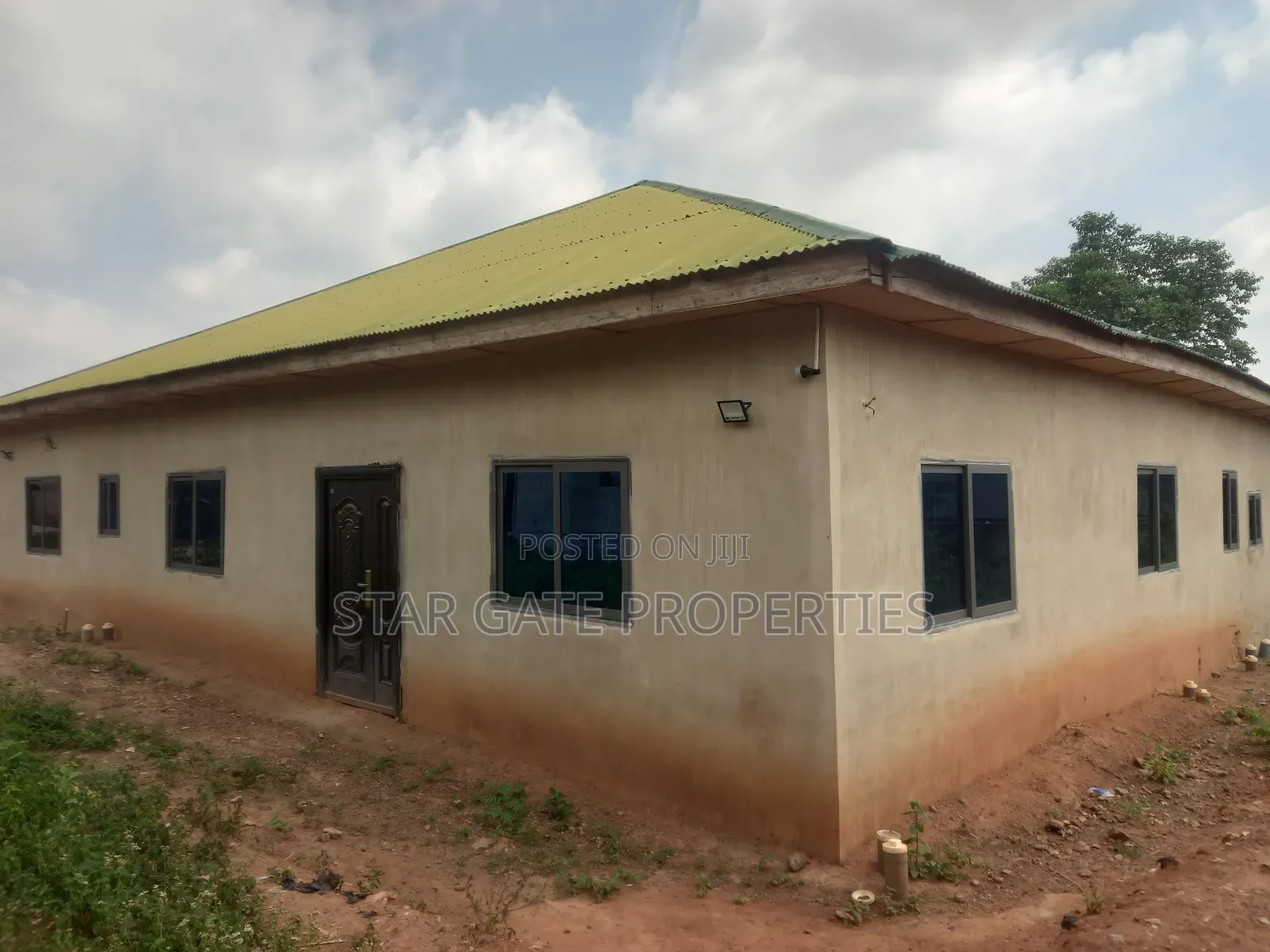 5bdrm House in Kona Odumsi, Kumasi Metropolitan for sale