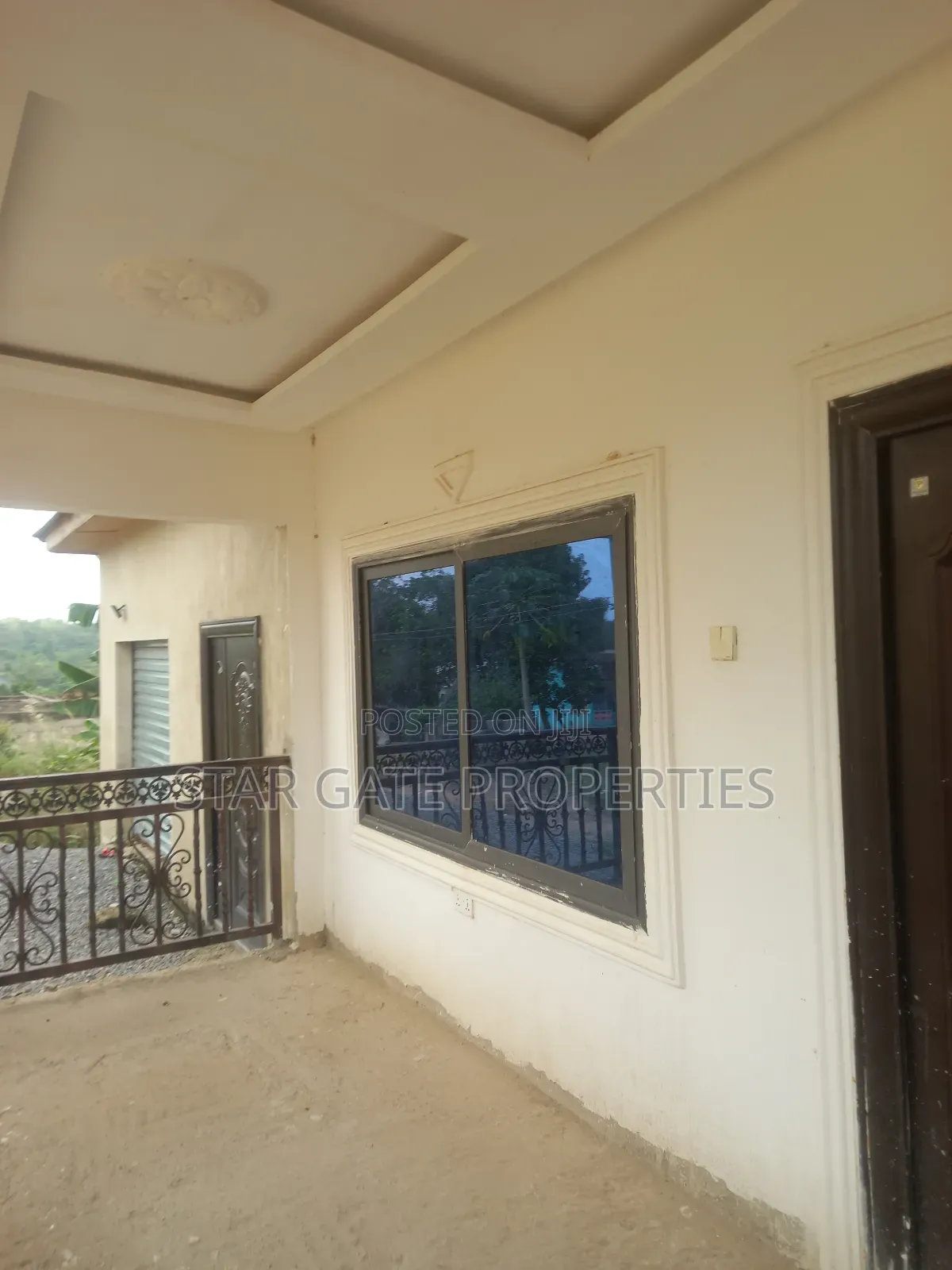5bdrm House in Kona Odumsi, Kumasi Metropolitan for sale