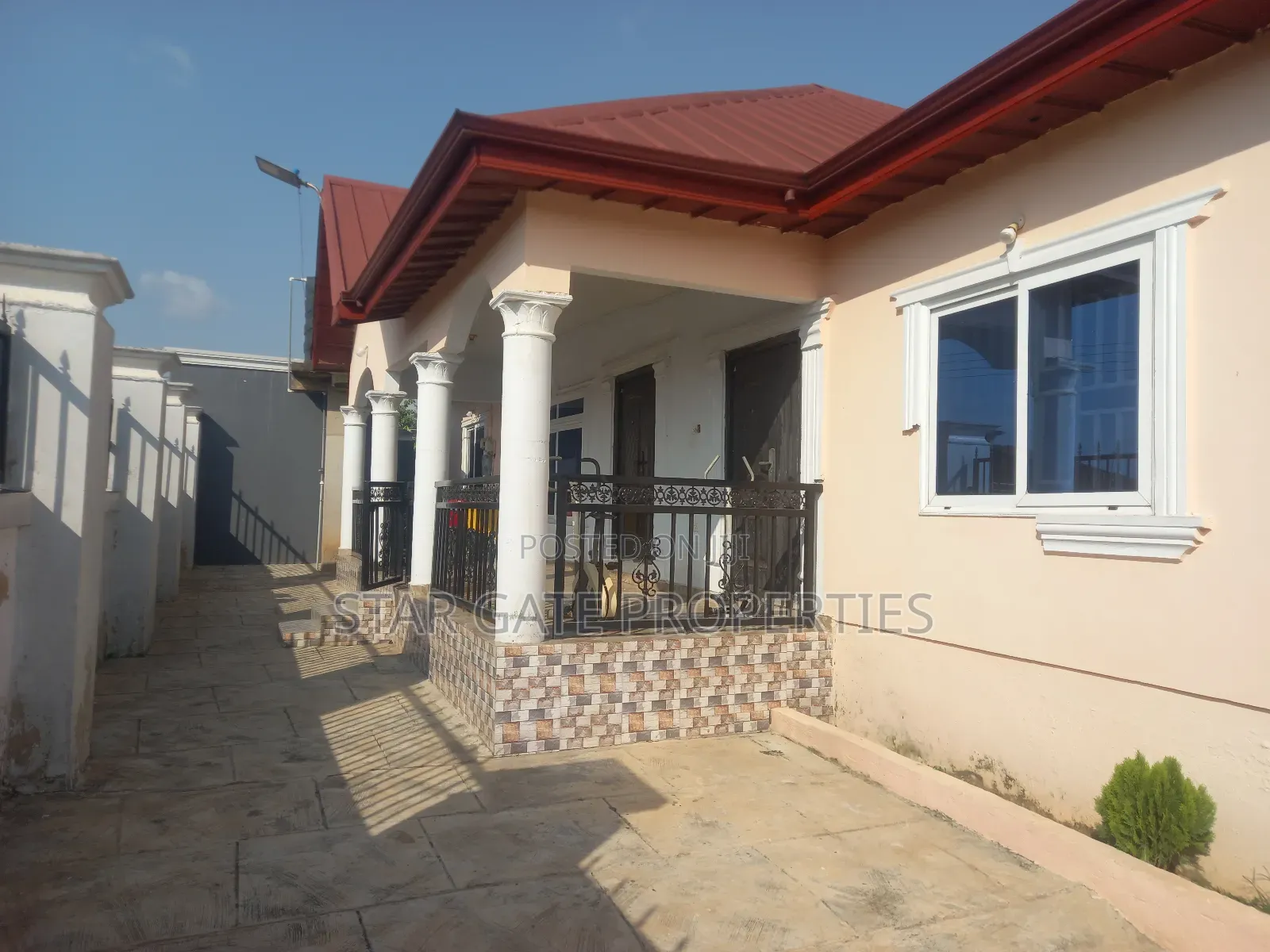 4bdrm House in Owhim Amanfrom, Kumasi Metropolitan for sale