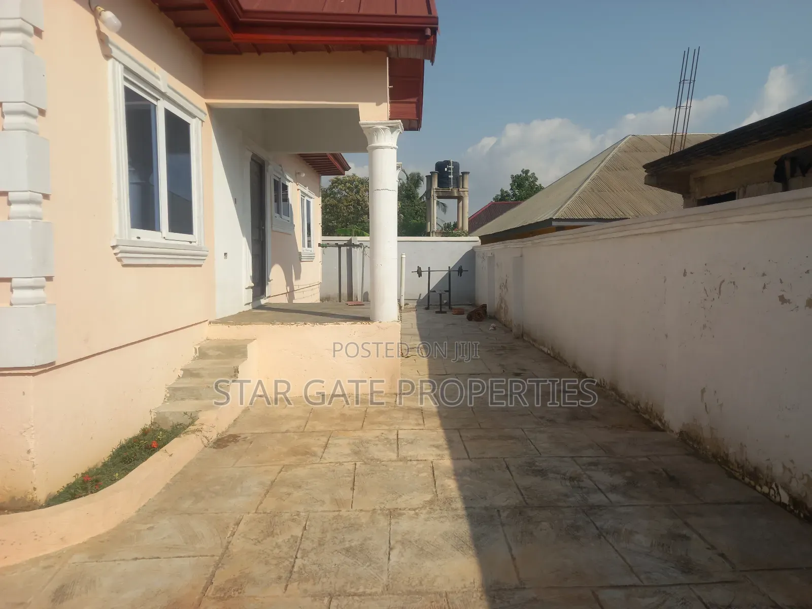 4bdrm House in Owhim Amanfrom, Kumasi Metropolitan for sale