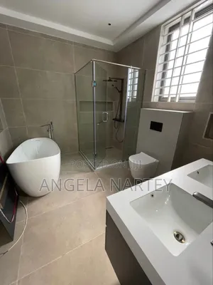 4bdrm House in Kwabenya, Accra Metropolitan for sale