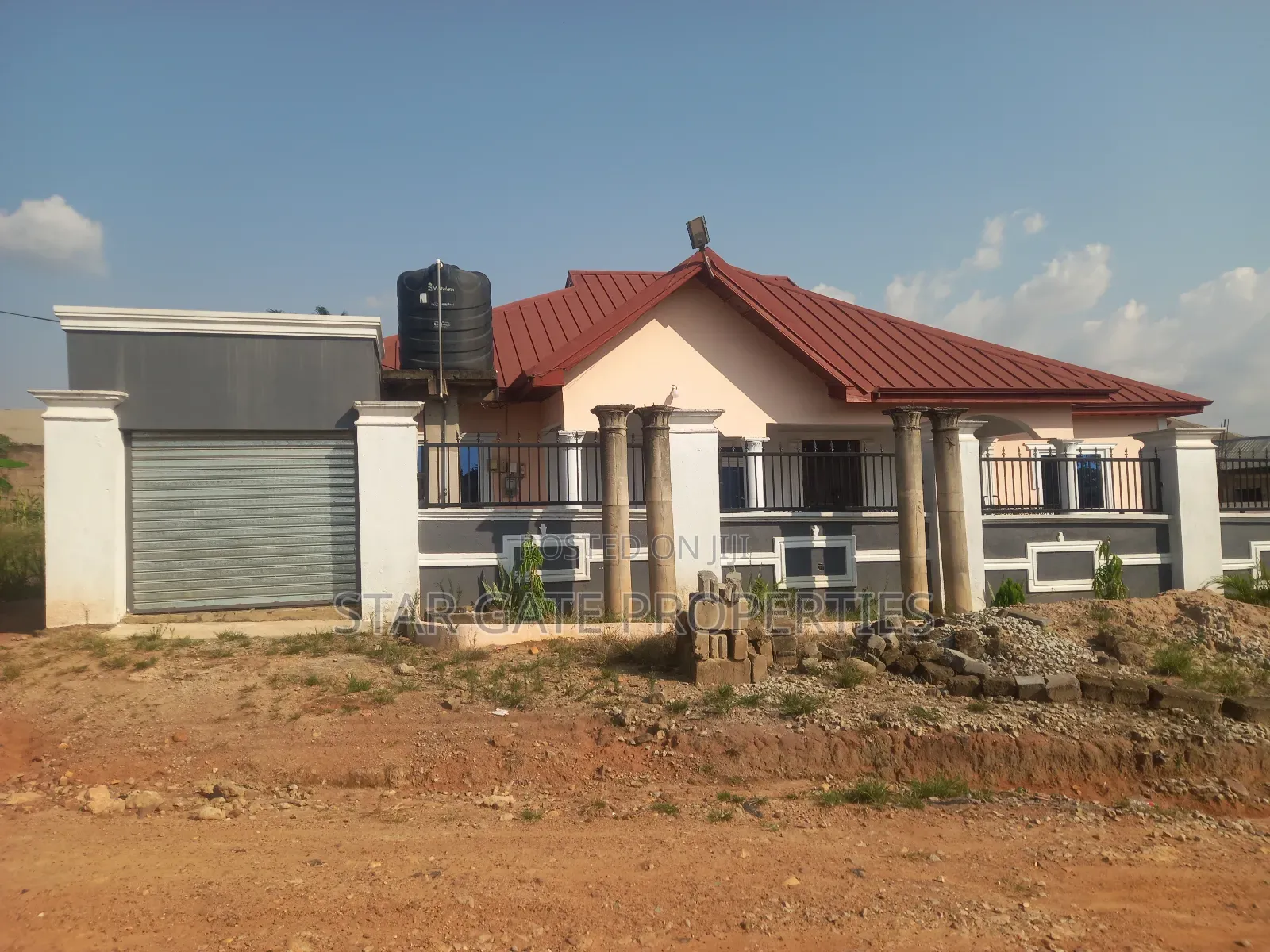 4bdrm House in Owhim Amanfrom, Kumasi Metropolitan for sale