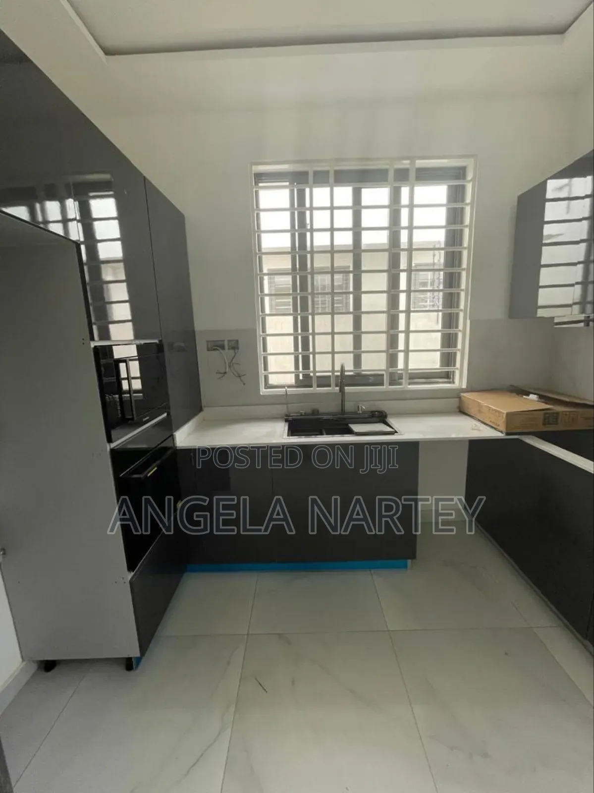 4bdrm House in Kwabenya, Accra Metropolitan for sale