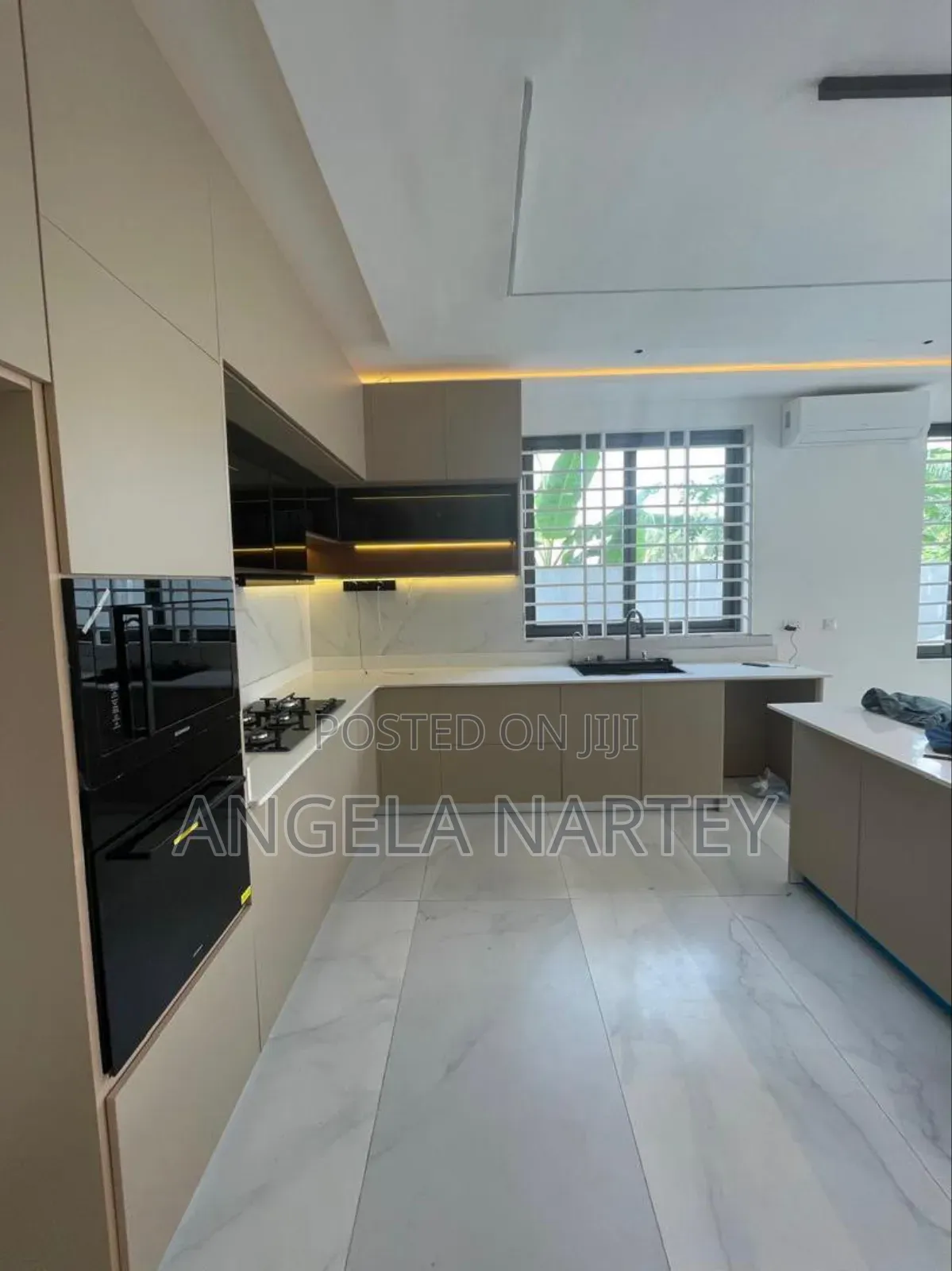 4bdrm House in Kwabenya, Accra Metropolitan for sale