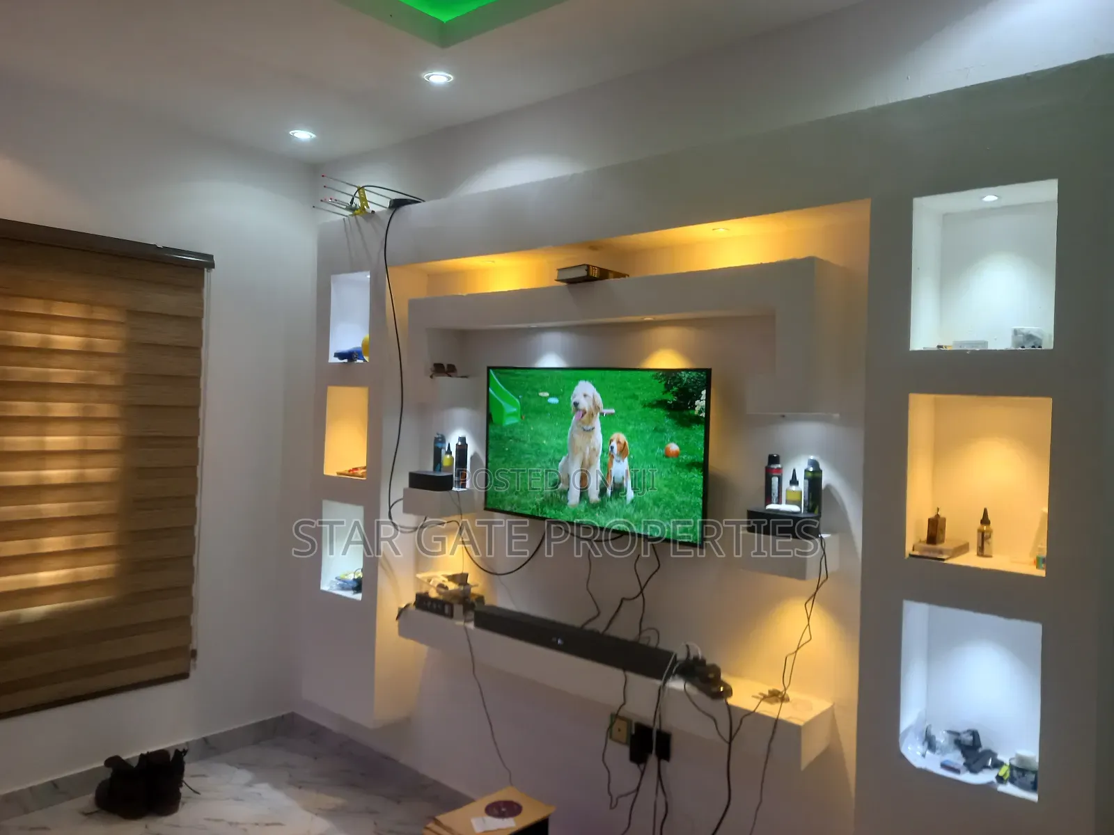 7bdrm House in Kenyasi Abrem, Kumasi Metropolitan for sale