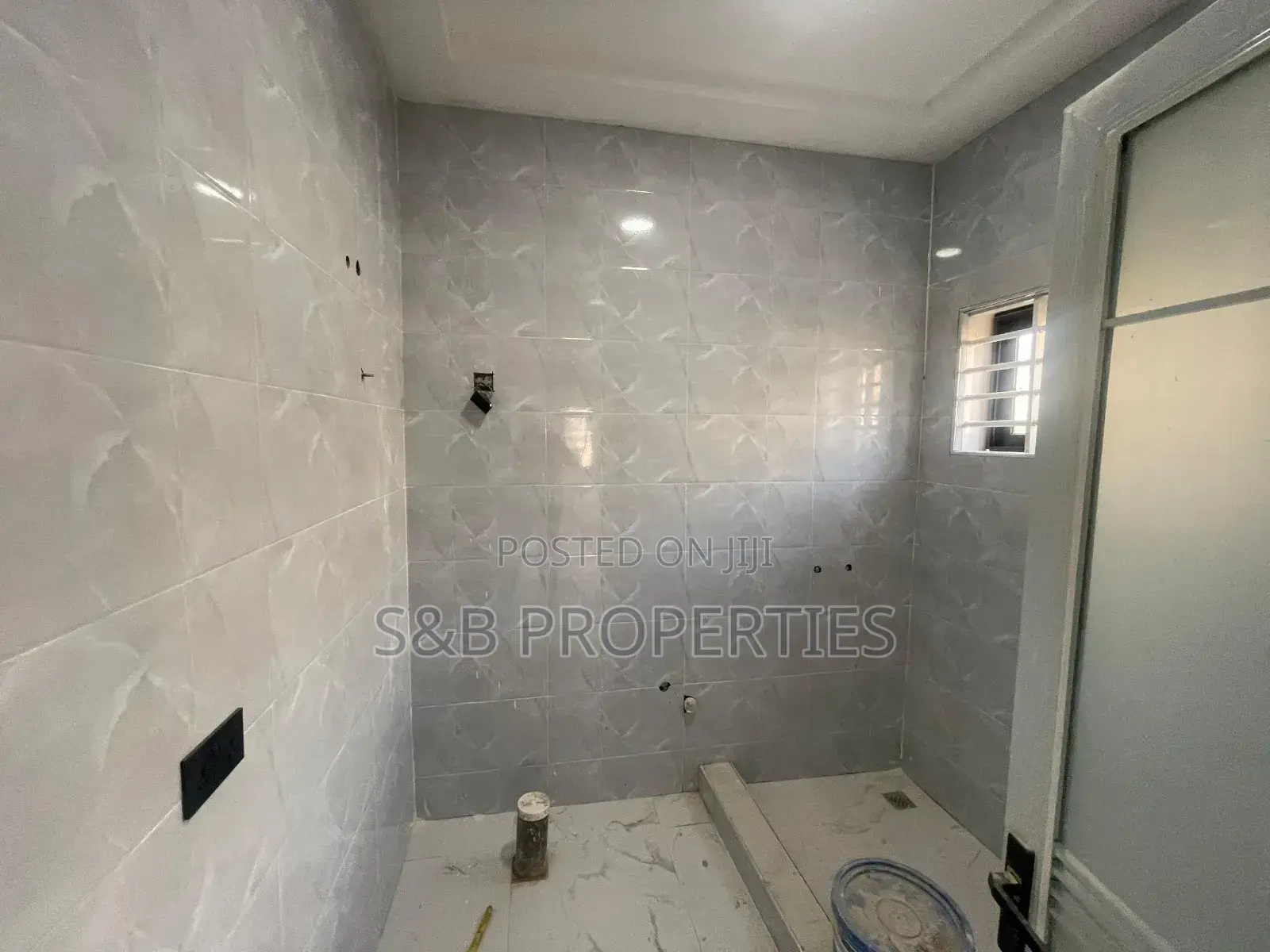 4bdrm House in Kwabenya for sale