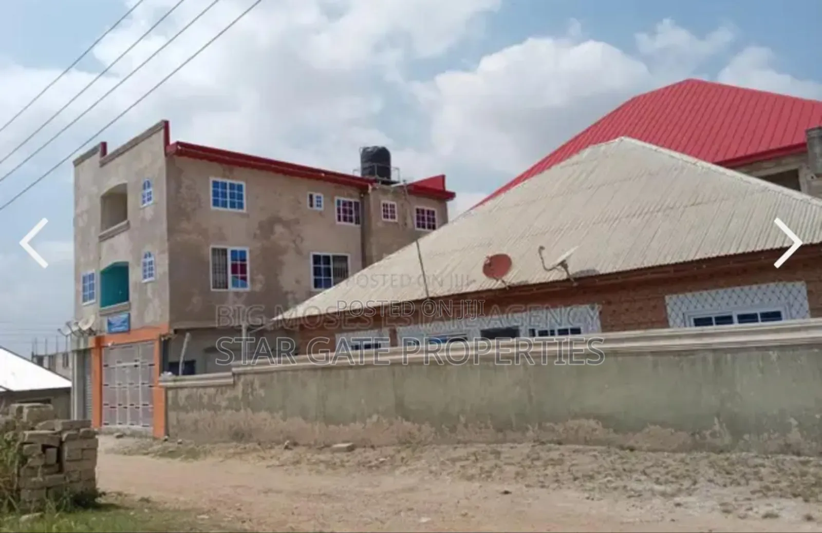 12bdrm House in Kenyasi Saaman, Kumasi Metropolitan for sale