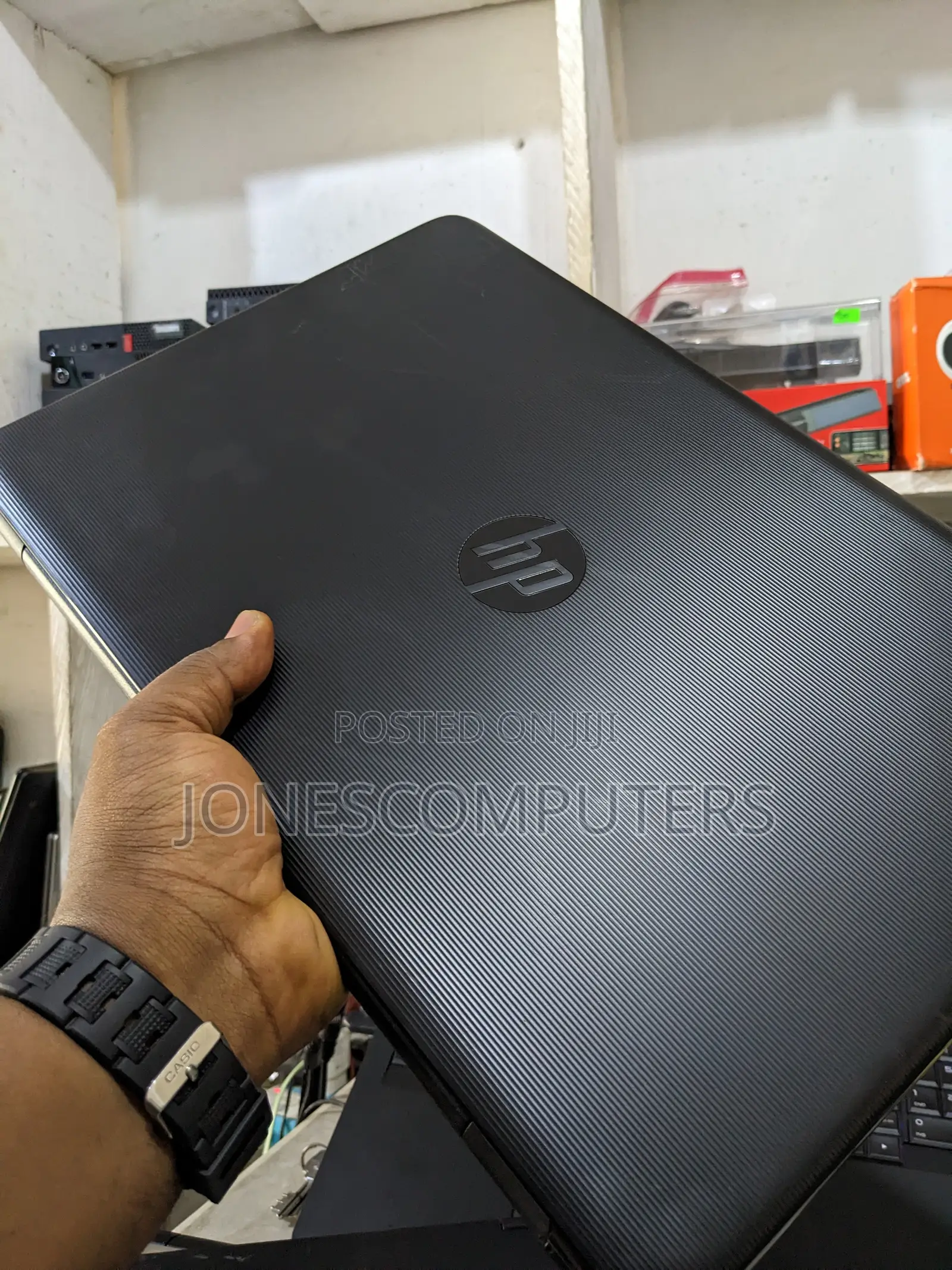 Laptop HP Pavilion 17 8GB Intel Core i5 HDD 1T