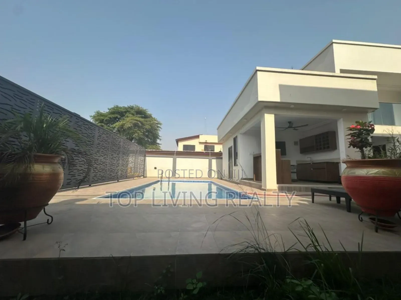 Furnished 4bdrm Villa in Dzorwulu for rent
