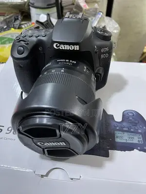 Canon 90d With 18-135mm Lens