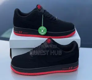 Nike Airforce 1 Black/Red